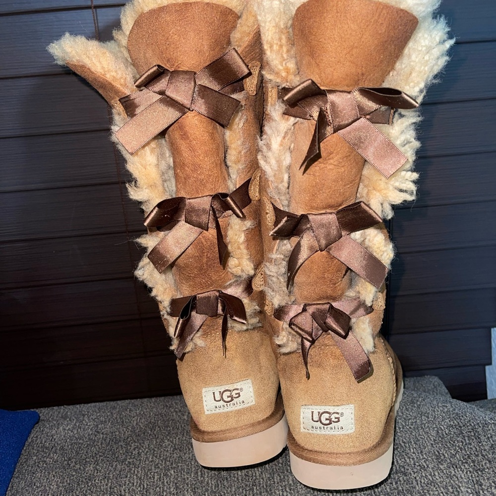 UGG Bailey Bow Tall boots - Picture 1 of 10